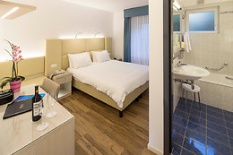 Hotel Campione***