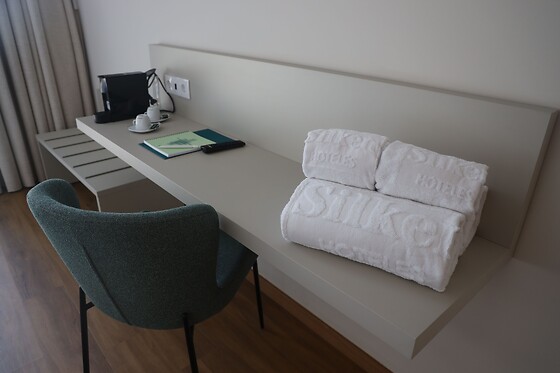 Hotel Mezio National Park - photo 0