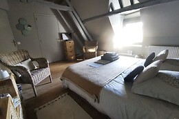 La Cour d'Hortense