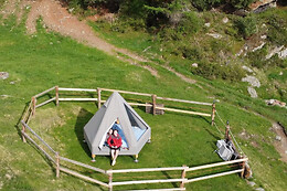 Tipì Glamping Rifugio Antonioli