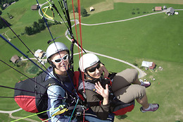Paragliding Gstaad Switzerland