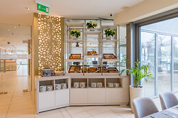 Expo Tower Hotel by Mellow Mood Hotels