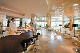 Hotel Premier & Suites