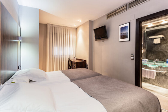HOTEL GRAN VIA - ZARAGOZA - photo 0