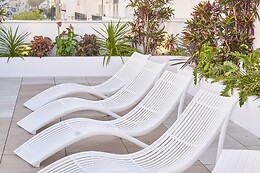 HOTEL LEONOR