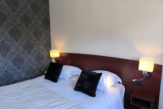 Hôtel Saint Jacques - photo 1