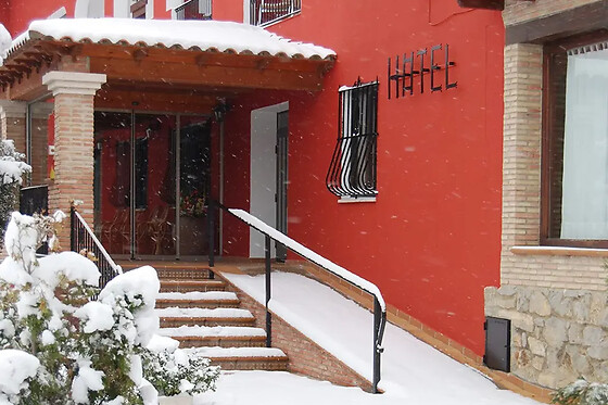 HOTEL LA RUEDA - photo 0