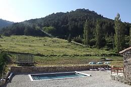 Le Moulin A