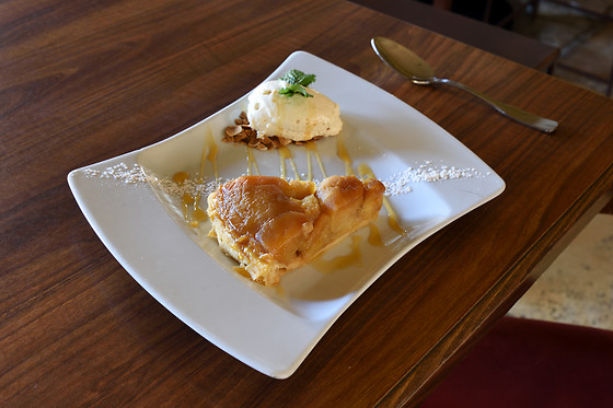 Lautraix Restaurant - photo 14