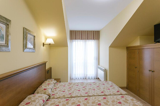 HOTEL O CASTRO - photo 5