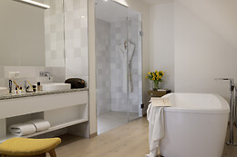 Hotel The Passage