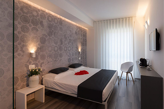 Hotel Mediterraneo - photo 0