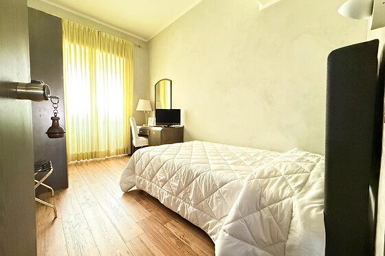 Astor Hotel - photo 1