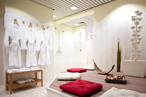 Leine Hotel GmbH - photo 2