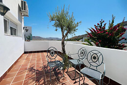 HOTEL MUSEO LUCAINENA