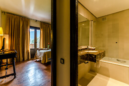HOTEL TEMPLE PONFERRADA & HOTEL TEMPLE PRADORREY