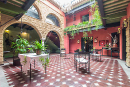 LA CASONA DE CALDERÓN