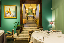RESTAURANT SUIS