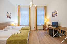 Baross Hotel by Mellow Mood Hotels