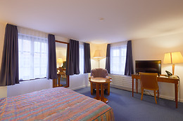 Hôtel Hine Adon***